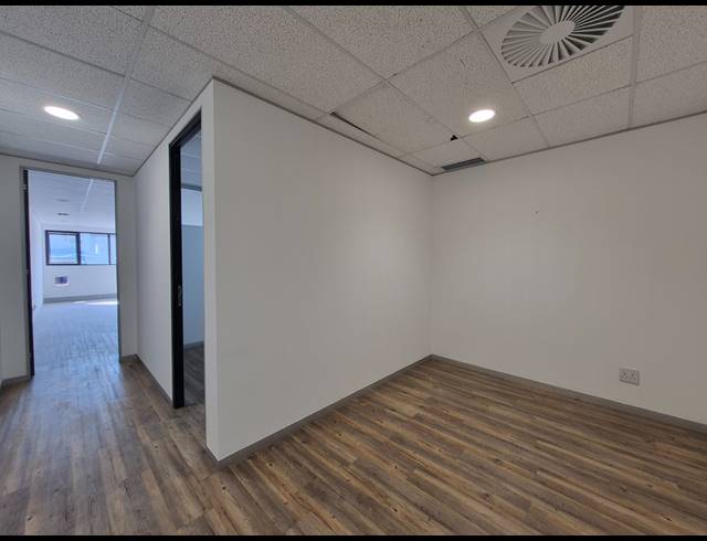 117M² OFFICE TO LET IN DUNKELD